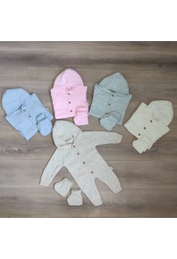 В'язаний комбінезон з пінєтками