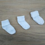 белые носочки для новорожденных (тонкие)